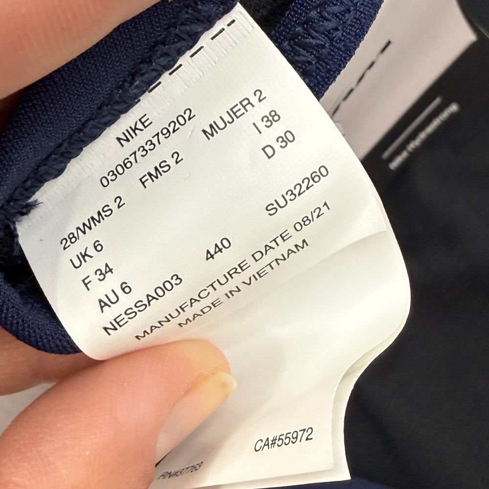 Nike Women's Hydrastrong Solid Spiderback One Piece Navy NWT - Picture 11 of 14